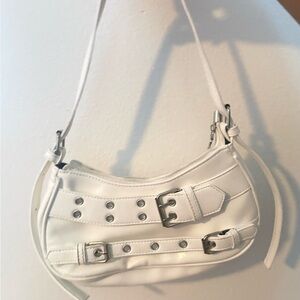 Stylish White Shoulder Bag